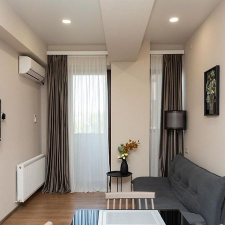 Saburtalo Apartment Tbilisi Eksteriør billede
